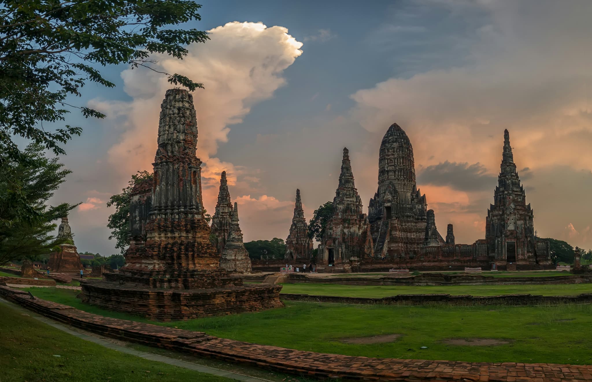 Top 10 places to visit in Thailand