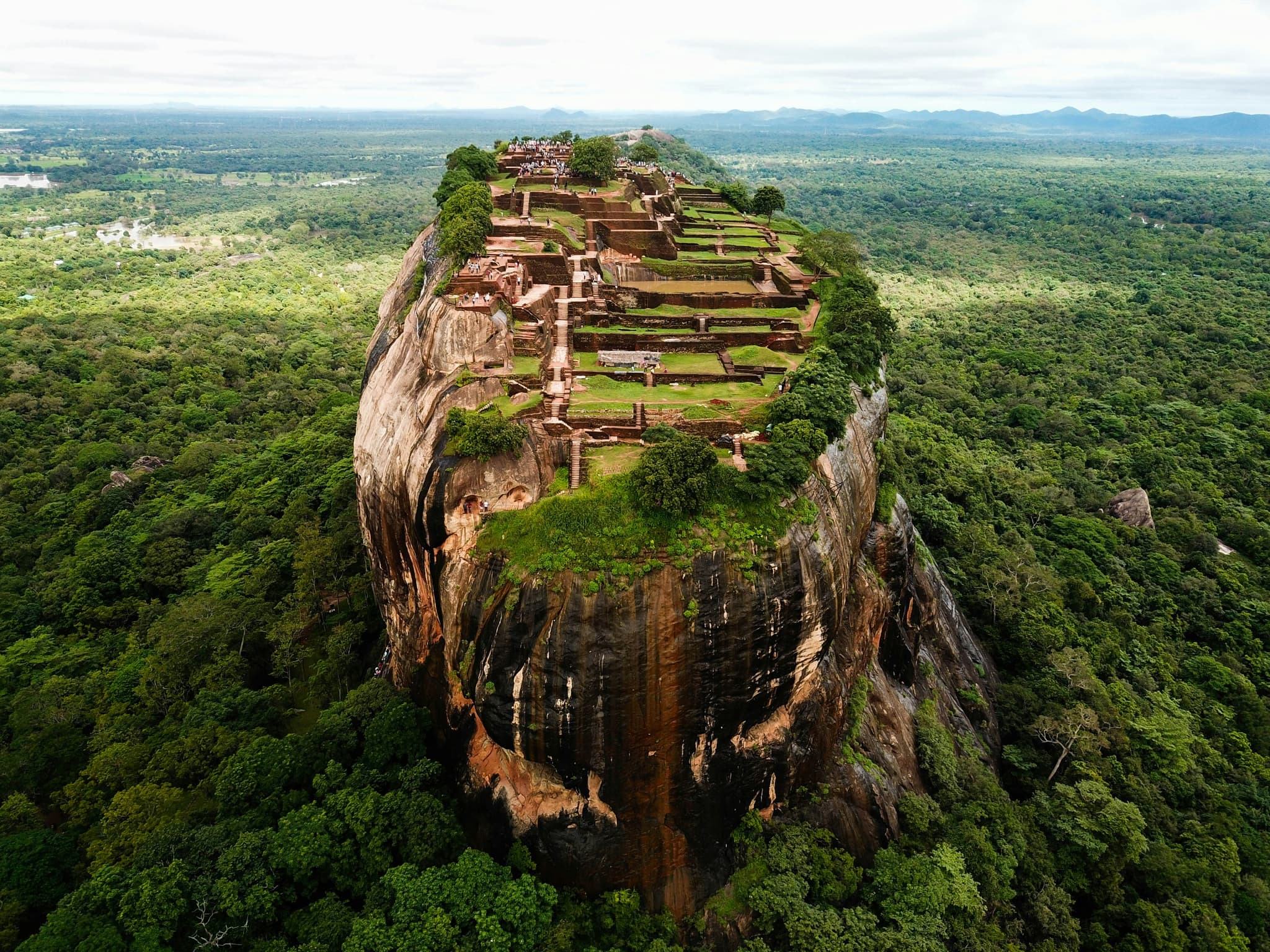 Top 10 places to visit in Sri Lanka